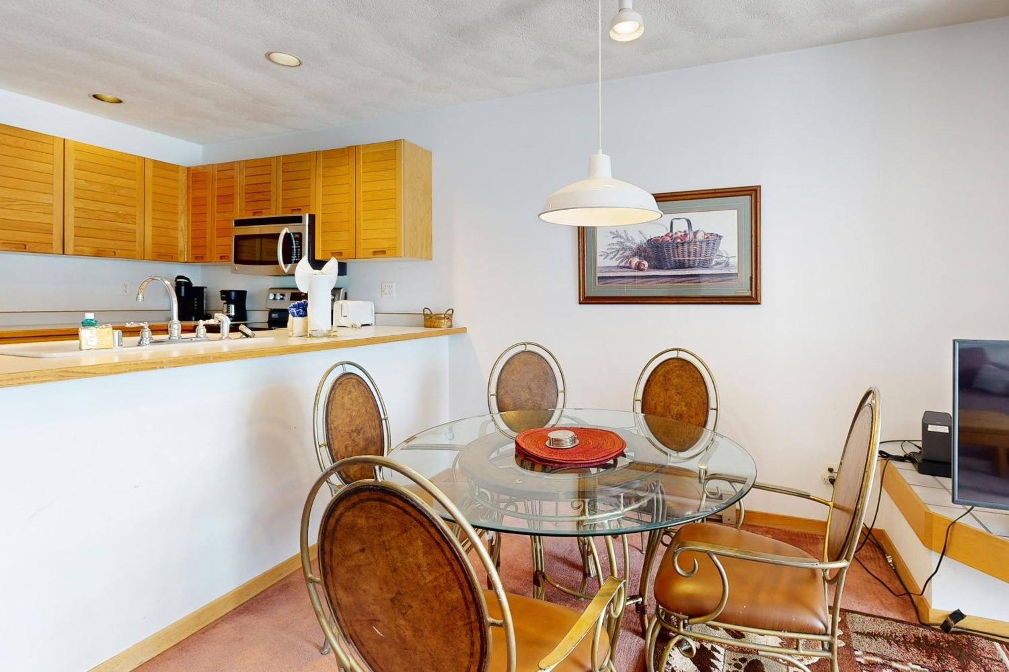 East Bay 6 Apartment Dillon Bagian luar foto