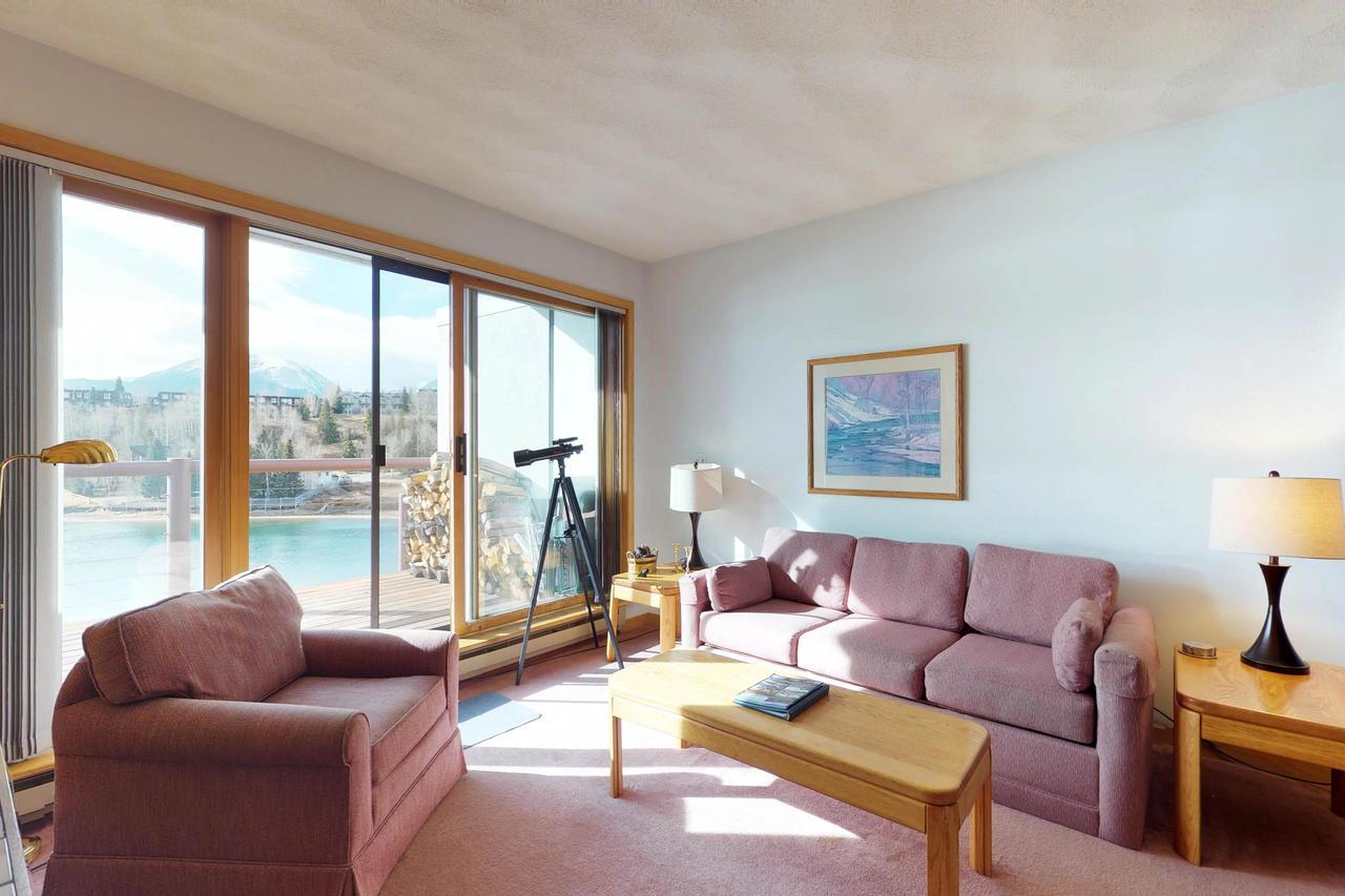East Bay 6 Apartment Dillon Bagian luar foto